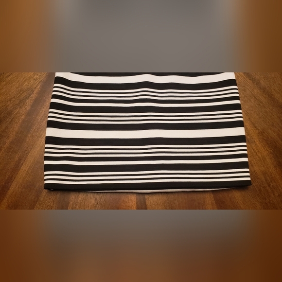 Express Black and White Sheath Mini Dress Size 6 - Picture 4 of 11